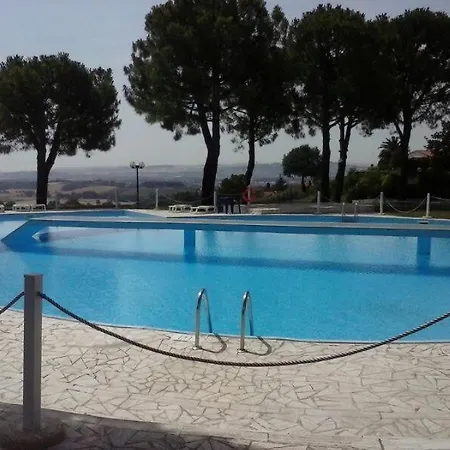 N240 - Numana, Deliziosa Taverna Quadrilocale Con Giardino E Piscina Apartament