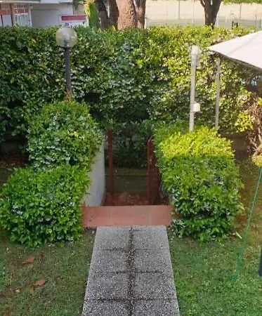 N240 - Numana, Deliziosa Taverna Quadrilocale Con Giardino E Piscina Apartament