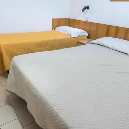 Apartament N240 - Numana, Deliziosa Taverna Quadrilocale Con Giardino E Piscina Casa Petromilli